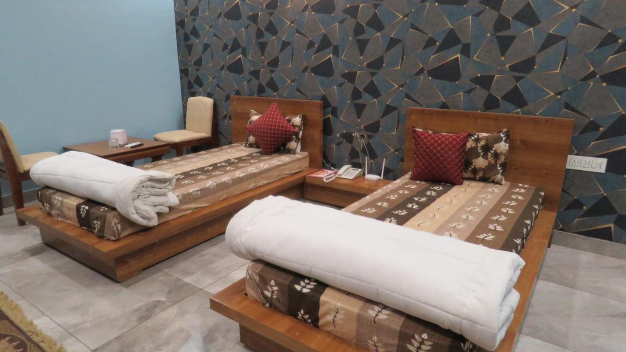 Raja Ji Hotels & Restaurant Jind Exterior foto